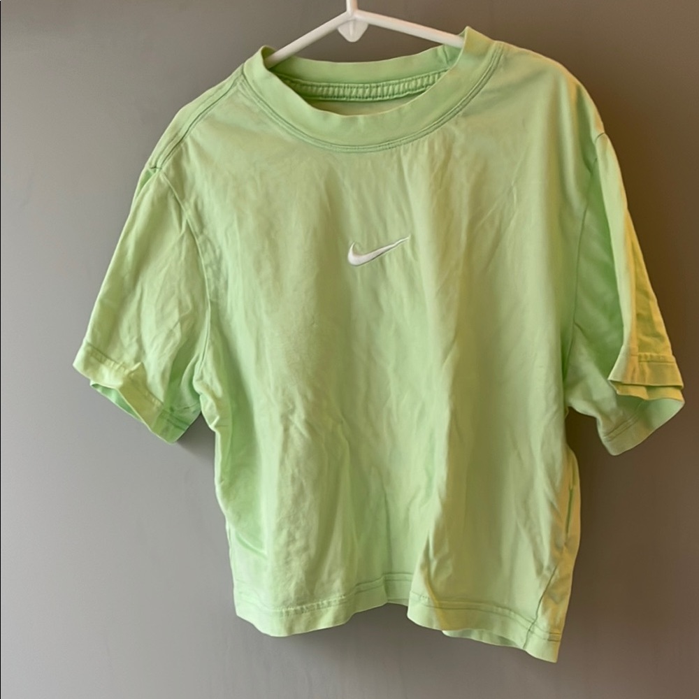 Nike Girls’ Loose Fit Boxy Tee